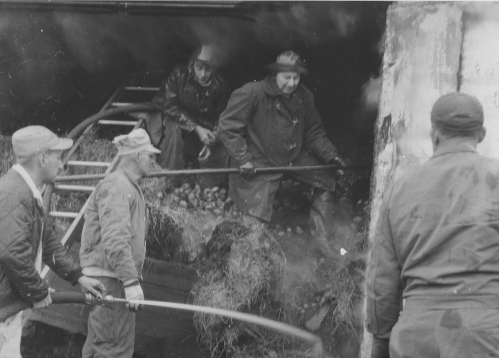 Historical Baraboo Fire Department archive photograph.
