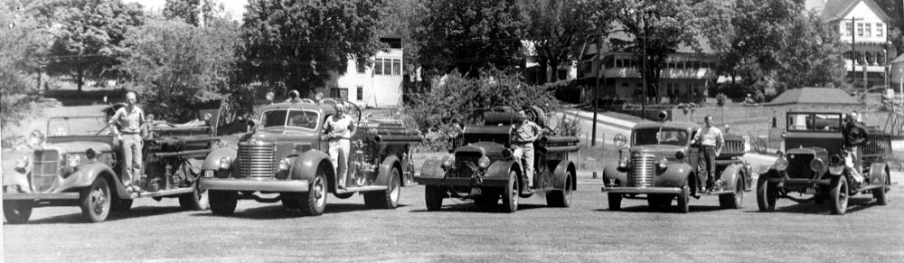 Historical Baraboo Fire Department archive photograph.